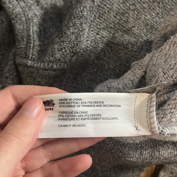 Roots Woman’s Grey Hoodie Size M - Picture 6 of 6